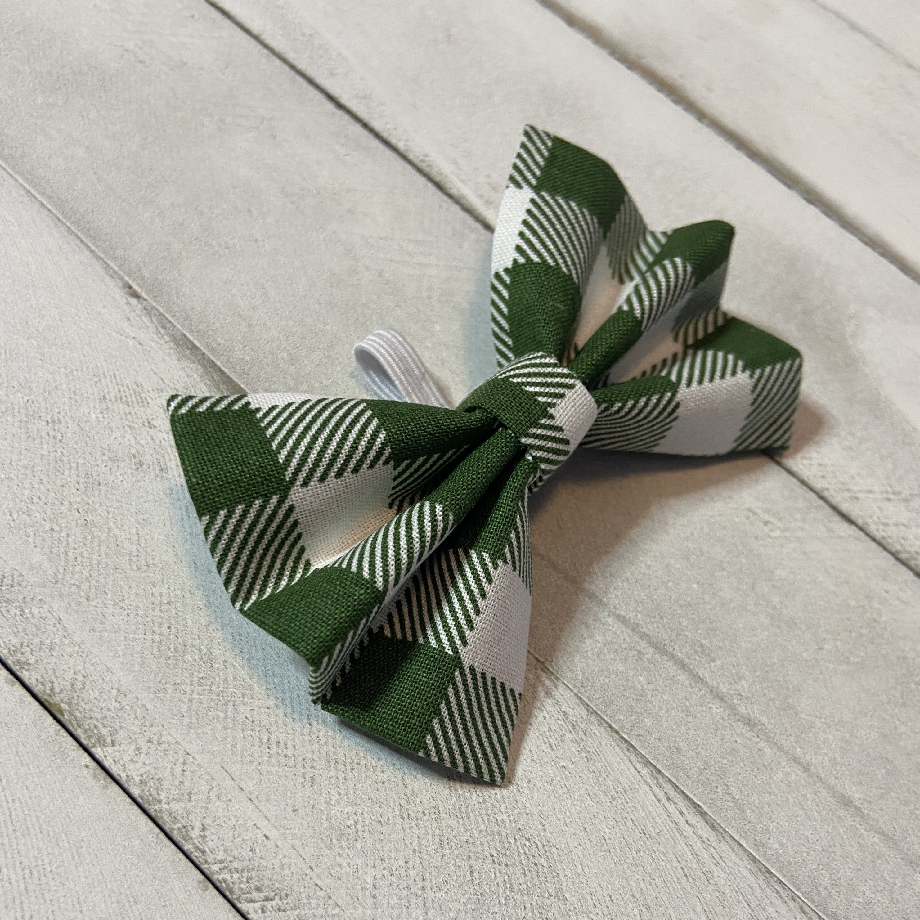 Pet Bowtie - Green & White Plaid - Christmas Bow